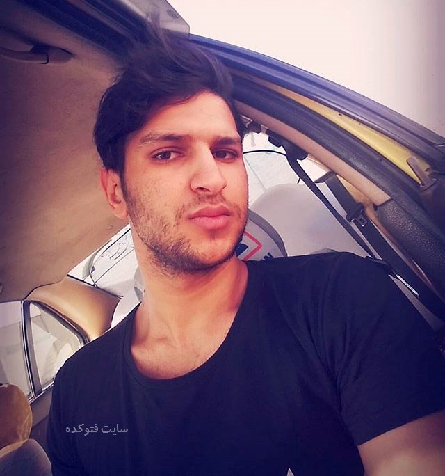 بیوگرافی مهراب ( حسین زینالی ) خواننده رپ غمگینخون